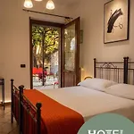 Hotel Pace *